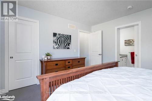 615796 3Rd Line, Blue Mountains (Blue Mountain Resort Area), ON - Indoor Photo Showing Bedroom