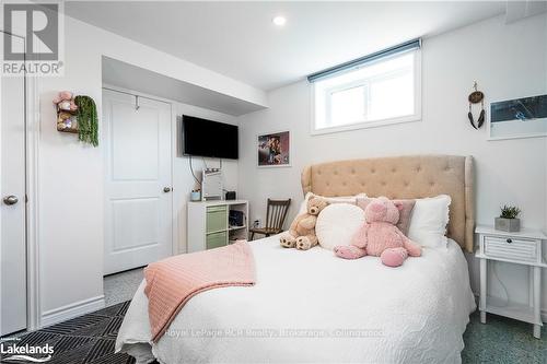 615796 3Rd Line, Blue Mountains (Blue Mountain Resort Area), ON - Indoor Photo Showing Bedroom