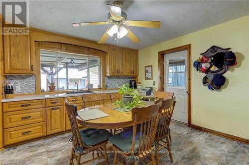 4113 Highway 9, Brockton, ON - Indoor Photo Showing Dining Room