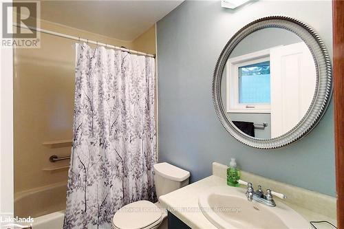 241 Aiken Street, Meaford, ON - Indoor Photo Showing Bathroom