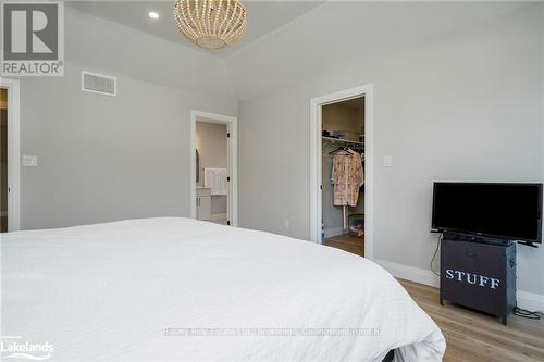 104 Black Willow Crescent, Blue Mountains (Blue Mountain Resort Area), ON - Indoor Photo Showing Bedroom