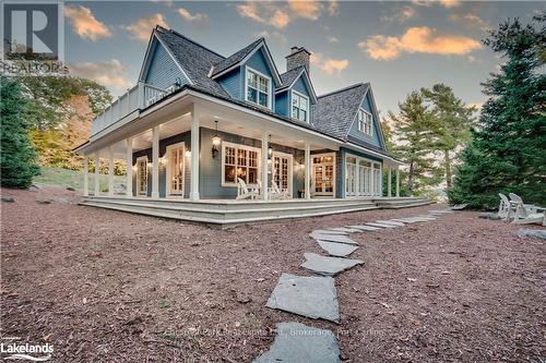 1902 Foxpoint Road, Lake Of Bays (Franklin), ON - Outdoor With Deck Patio Veranda