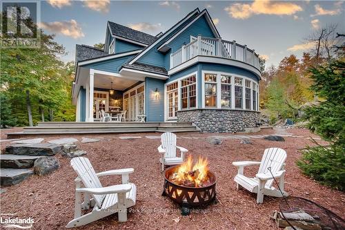 1902 Foxpoint Road, Lake Of Bays (Franklin), ON - Outdoor With Deck Patio Veranda