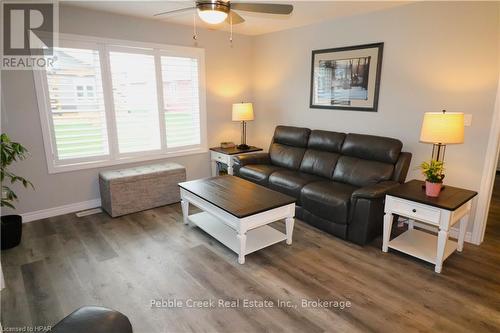 88 Huron Heights Drive, Ashfield-Colborne-Wawanosh (Colborne Twp), ON - Indoor Photo Showing Living Room