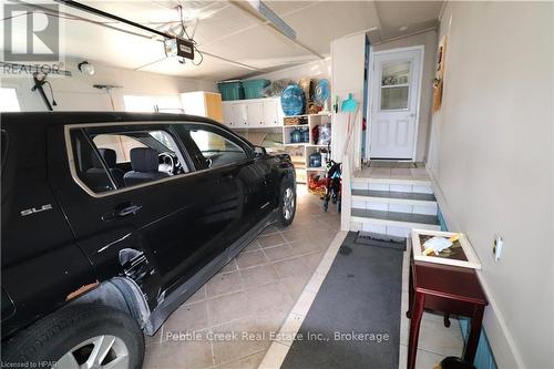 28 Sutton Drive, Ashfield-Colborne-Wawanosh (Colborne Twp), ON - Indoor Photo Showing Garage