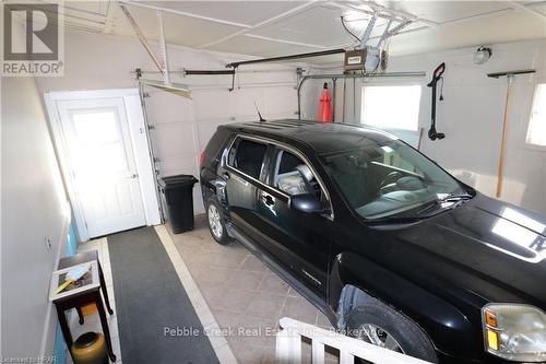 28 Sutton Drive, Ashfield-Colborne-Wawanosh (Colborne Twp), ON - Indoor Photo Showing Garage