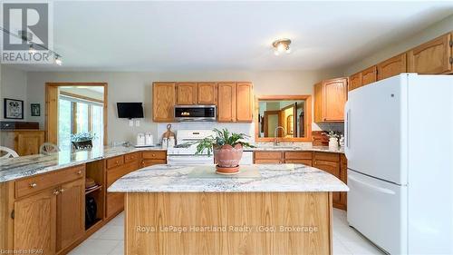 74397 Cardinal Court, Bluewater (Stanley), ON - Indoor Photo Showing Kitchen