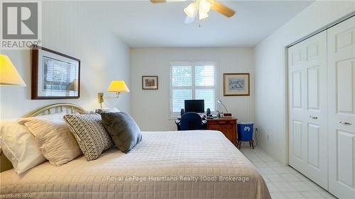 301 Bethune Crescent, Goderich (Goderich (Town)), ON - Indoor Photo Showing Bedroom