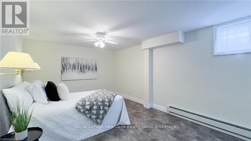 301 Bethune Crescent, Goderich (Goderich (Town)), ON - Indoor Photo Showing Bedroom