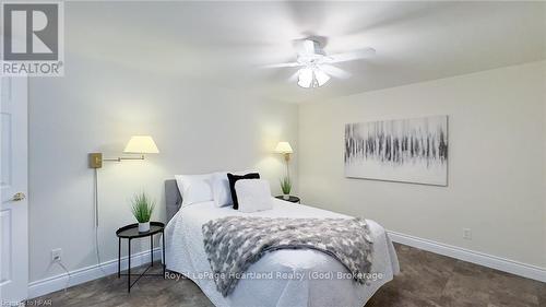 301 Bethune Crescent, Goderich (Goderich (Town)), ON - Indoor Photo Showing Bedroom