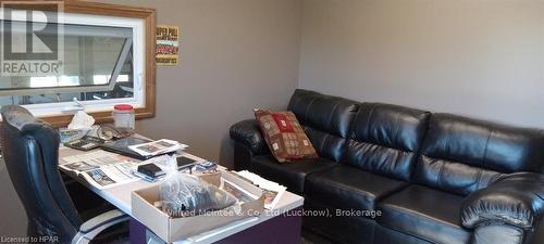 932 Bruce Road 86 Road, Huron-Kinloss, ON - Indoor