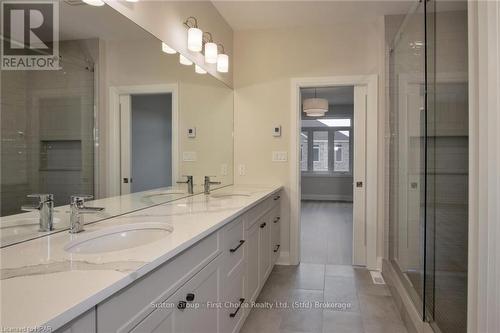 117 Kastner Street, Stratford (Ellice), ON - Indoor Photo Showing Bathroom