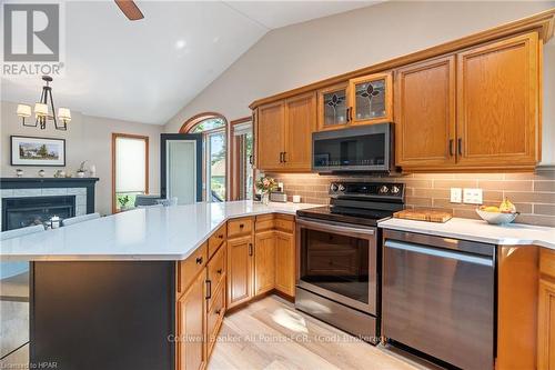 126 Nelson Street E, Goderich (Goderich Town), ON - Indoor Photo Showing Kitchen