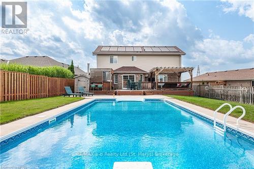 55 Stoneridge Boulevard, St. Marys, ON - Outdoor With In Ground Pool With Deck Patio Veranda With Backyard