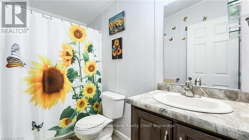 3 Blfs Vw Boulevard, Ashfield-Colborne-Wawanosh (Colborne), ON - Indoor Photo Showing Bathroom