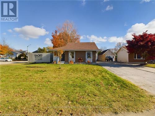 495 Ridge Street, Saugeen Shores, ON - Outdoor With Facade