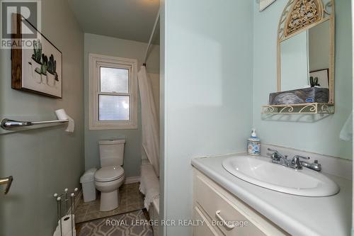 765 7Th A E, Owen Sound, ON - Indoor Photo Showing Bathroom