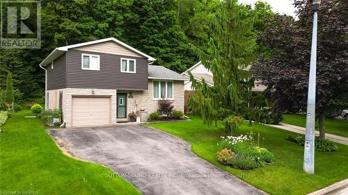 136 6Th Avenue W, Owen Sound, ON - Outdoor With Facade