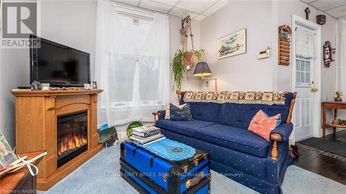 419 Scott Street, South Bruce Peninsula, ON - Indoor Photo Showing Living Room With Fireplace