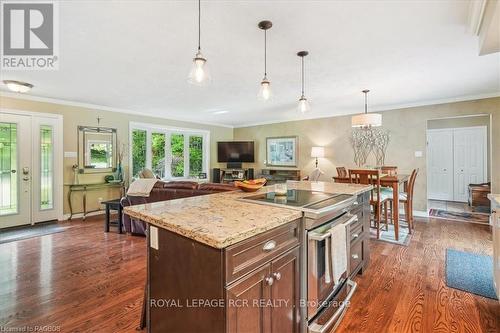 758169 Girl Guide Road, Georgian Bluffs, ON - Indoor Photo Showing Kitchen With Double Sink With Upgraded Kitchen