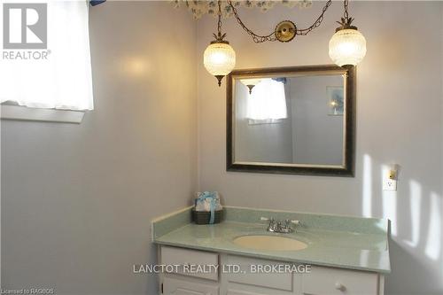 48 - 48 Lamson Crescent, Owen Sound, ON - Indoor Photo Showing Bathroom