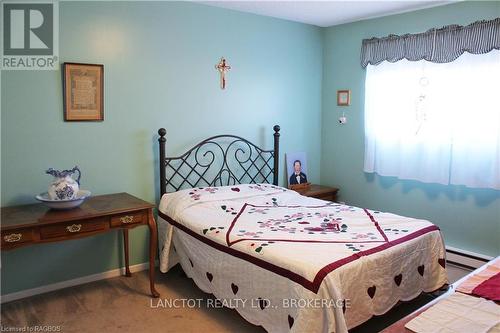 48 - 48 Lamson Crescent, Owen Sound, ON - Indoor Photo Showing Bedroom