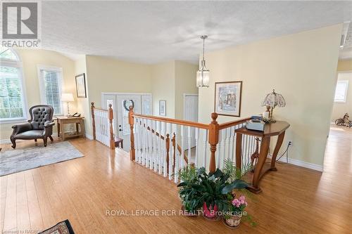 414 4Th Street S, Hanover, ON - Indoor Photo Showing Other Room