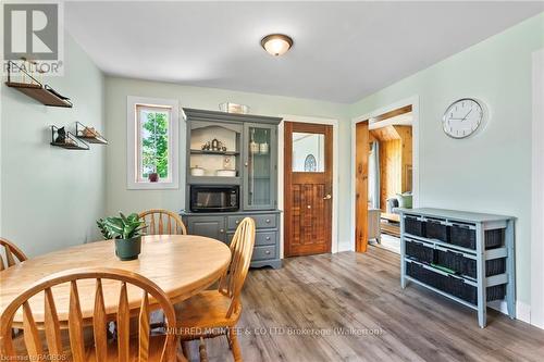 315186 Highway 6, West Grey, ON - Indoor Photo Showing Dining Room