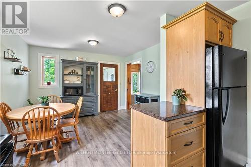 315186 Highway 6, West Grey, ON - Indoor Photo Showing Dining Room