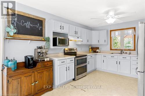 55 Forbes Road, Northern Bruce Peninsula, ON - Indoor Photo Showing Kitchen With Double Sink