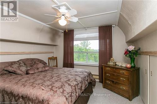 400454 Grey Road 4, Grey Highlands, ON - Indoor Photo Showing Bedroom