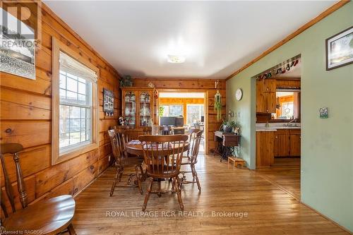 382890 Sideroad 18, West Grey, ON - Indoor Photo Showing Dining Room