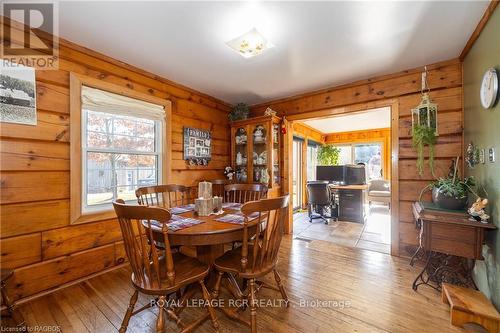 382890 Sideroad 18, West Grey, ON - Indoor Photo Showing Dining Room