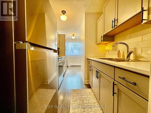 28 - 28 Lamson Crescent, Owen Sound, ON - Indoor Photo Showing Kitchen