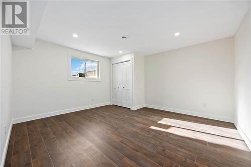 125 Templeton Crescent, St Clair, ON - Indoor Photo Showing Other Room