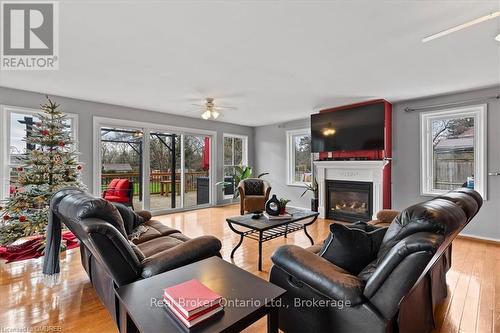 207 Huron Rd Road, Perth South (Sebringville), ON - Indoor Photo Showing Living Room With Fireplace