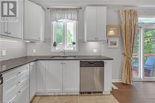 93 Southshore Crescent, Hamilton (Lakeshore), ON - Indoor Photo Showing Kitchen With Double Sink