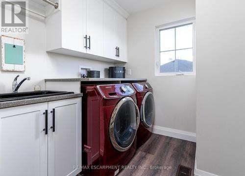 92 Ivy Crescent, Thorold, ON - Indoor Photo Showing Laundry Room