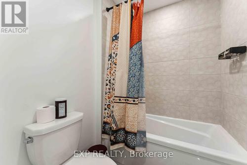 46 Andromeda Road, Ottawa, ON - Indoor Photo Showing Bathroom