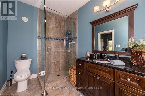 106 Neerhof Lane, Georgian Bluffs, ON - Indoor Photo Showing Bathroom