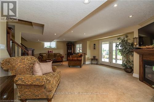 106 Neerhof Lane, Georgian Bluffs, ON - Indoor With Fireplace