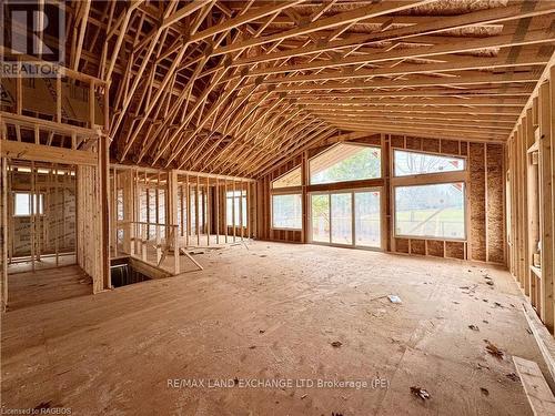 398 Frances Street, Saugeen Shores, ON - Indoor Photo Showing Other Room