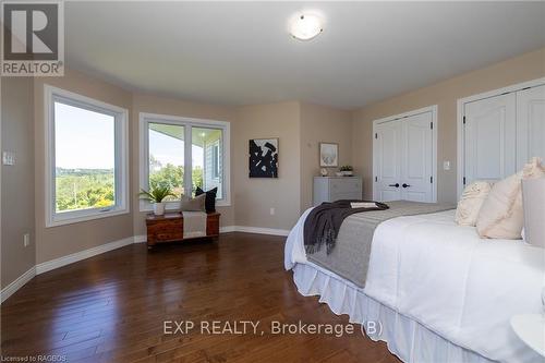 85621 Sideroad 7, Meaford, ON - Indoor Photo Showing Bedroom