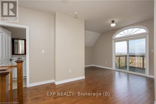 85621 Sideroad 7, Meaford, ON - Indoor Photo Showing Other Room