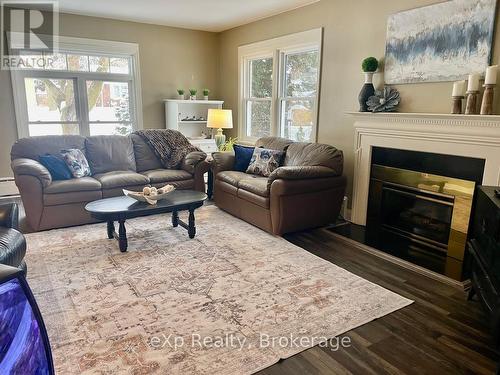 108 Hinks Street, Brockton, ON - Indoor Photo Showing Living Room With Fireplace