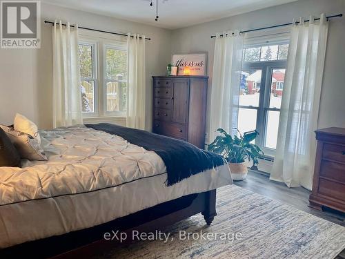 108 Hinks Street, Brockton, ON - Indoor Photo Showing Bedroom