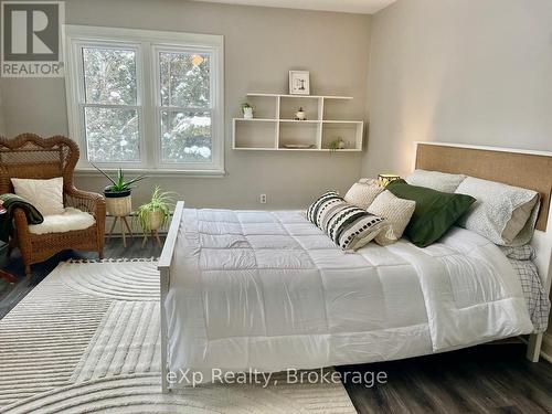 108 Hinks Street, Brockton, ON - Indoor Photo Showing Bedroom