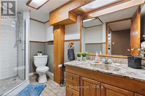 108 Hinks Street, Brockton, ON - Indoor Photo Showing Bathroom