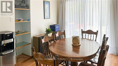 25 Avele Road, South Bruce Peninsula, ON - Indoor Photo Showing Dining Room