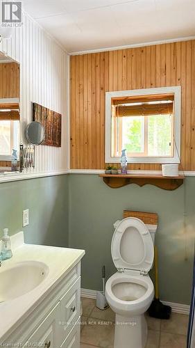 25 Avele Road, South Bruce Peninsula, ON - Indoor Photo Showing Bathroom